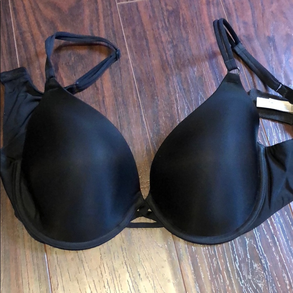 Black Victoria secret bra Demi